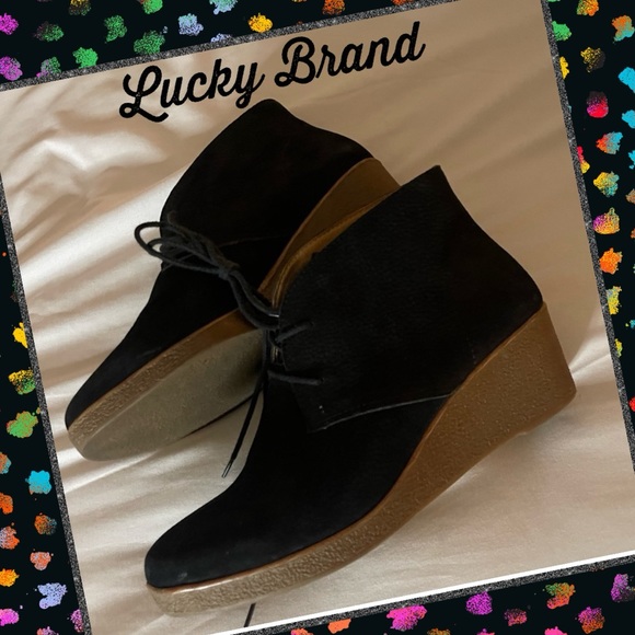 Lucky Brand Wedge Shoe - Picture 2 of 10